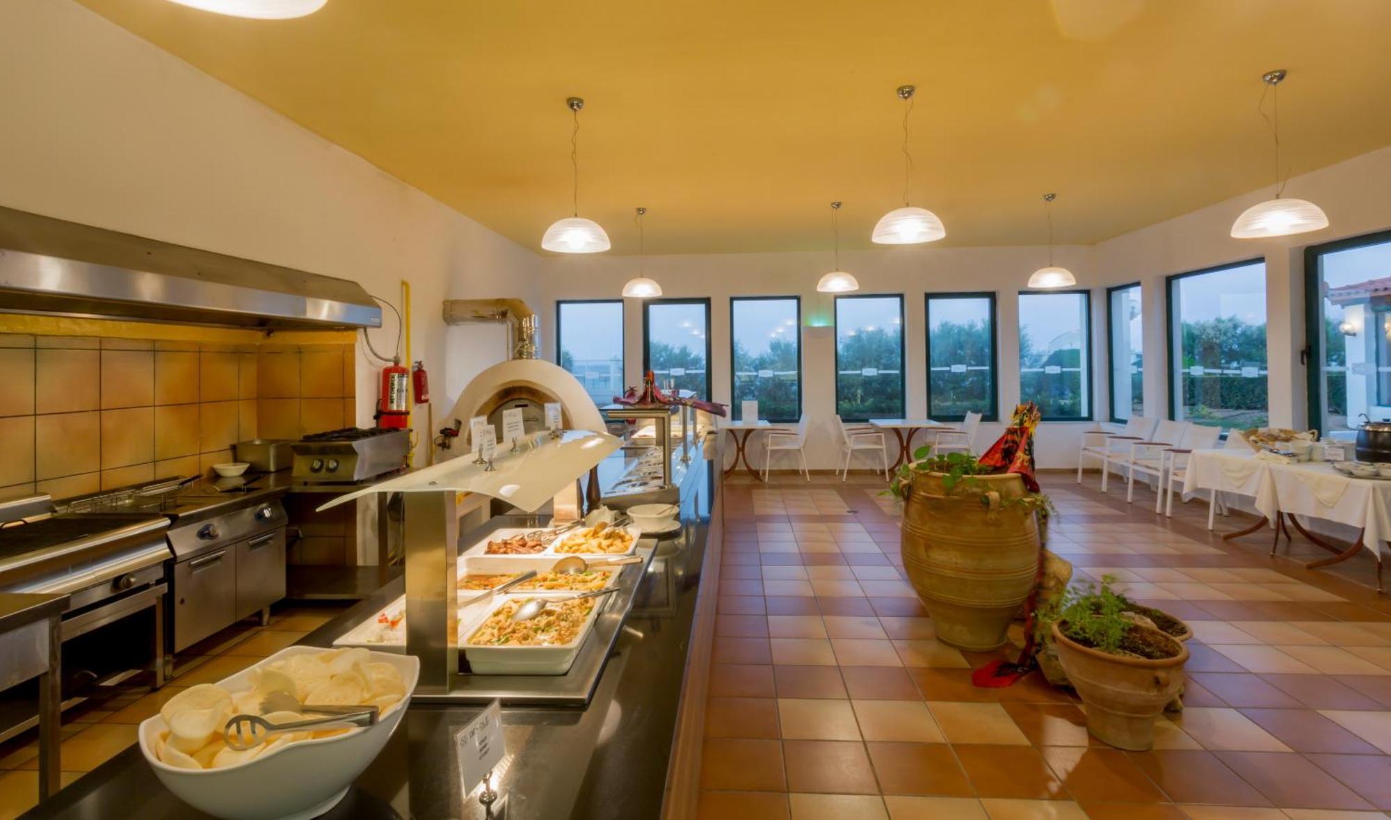 Dessole Dolphin Bay Hotel Amudára Laszithiu Kültér fotó